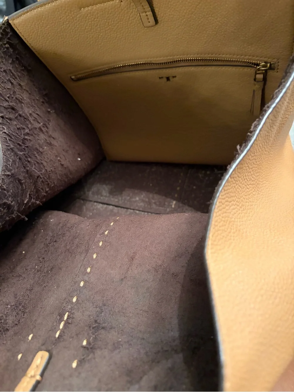 Tory Burch Pebbled Leather Tote in Caramel